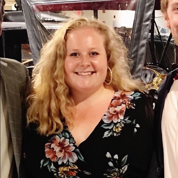 Meet your Posher, Carlin - Picture 1 of 1